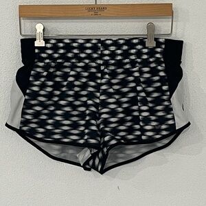 Nike Women's Black and White Athletic Shorts Size M
